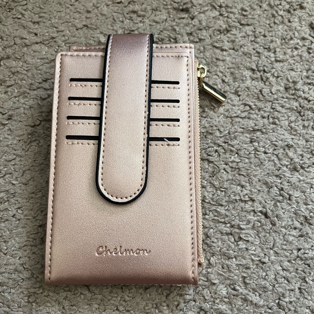 Chelmon Card Holder